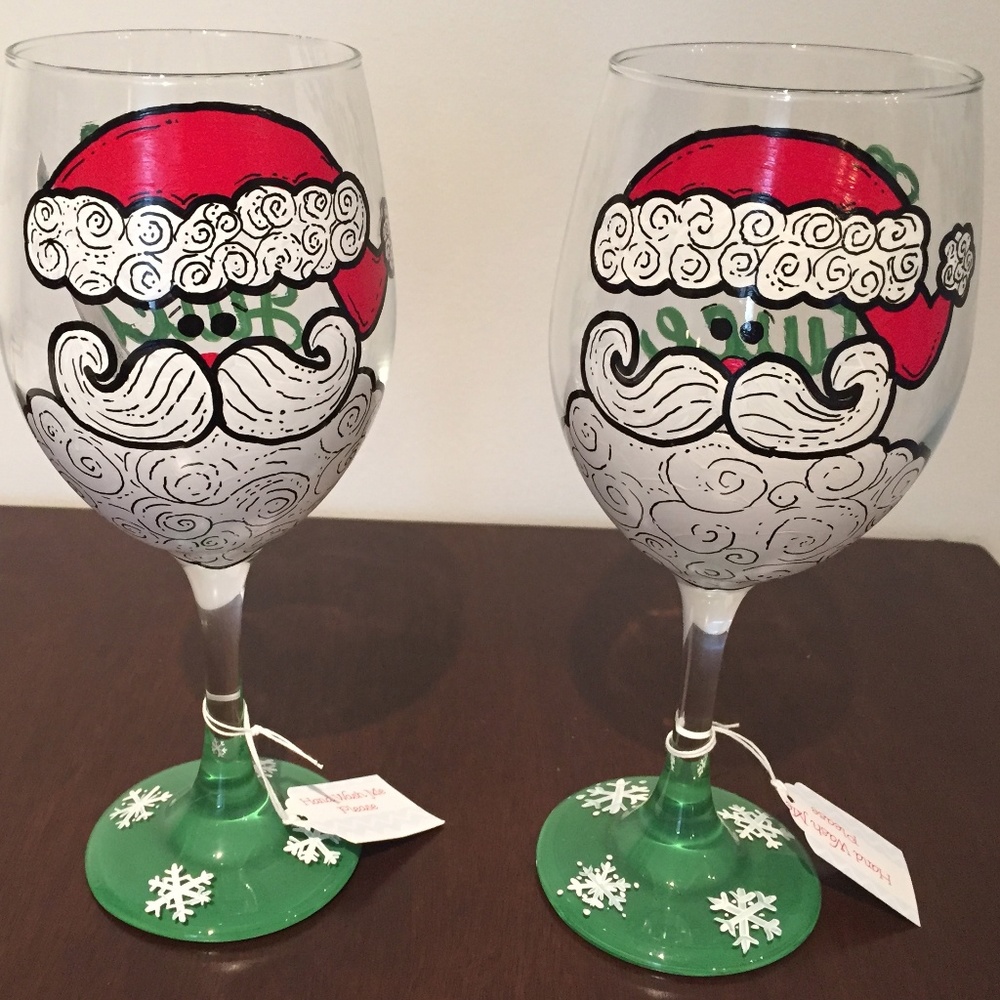 Set of 2 Hand Painted Christmas Wine Glasses - NWT - Picture 8 of 8
